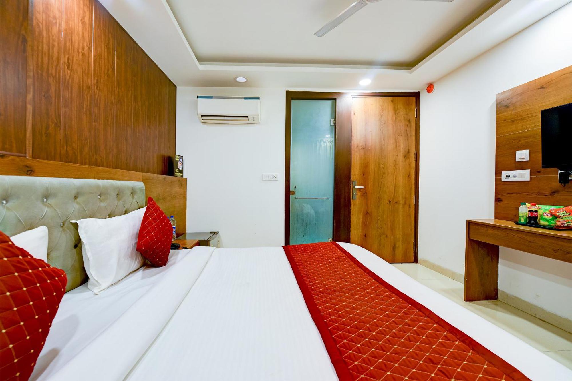 Glory Inn Near Delhi International Airport New Delhi Bagian luar foto