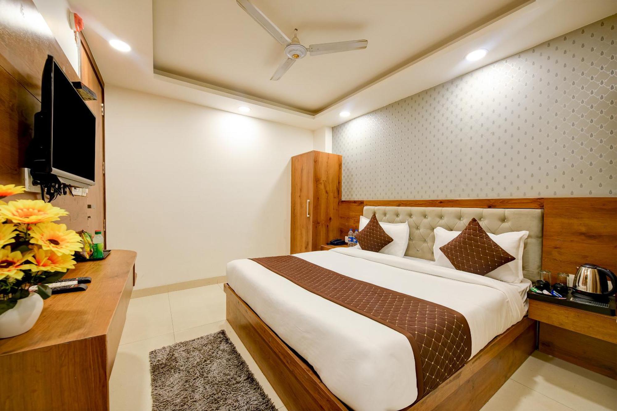 Glory Inn Near Delhi International Airport New Delhi Bagian luar foto
